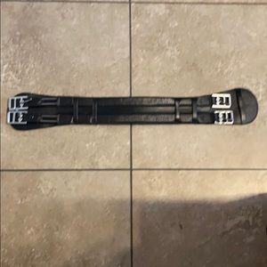 dressage girth 24”